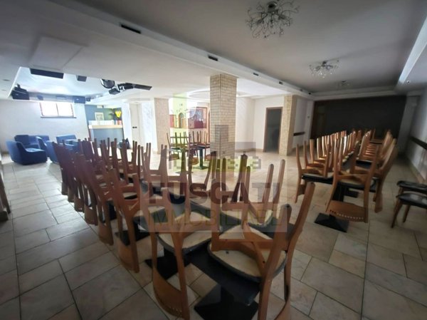 locale commerciale in affitto a Mugnano di Napoli