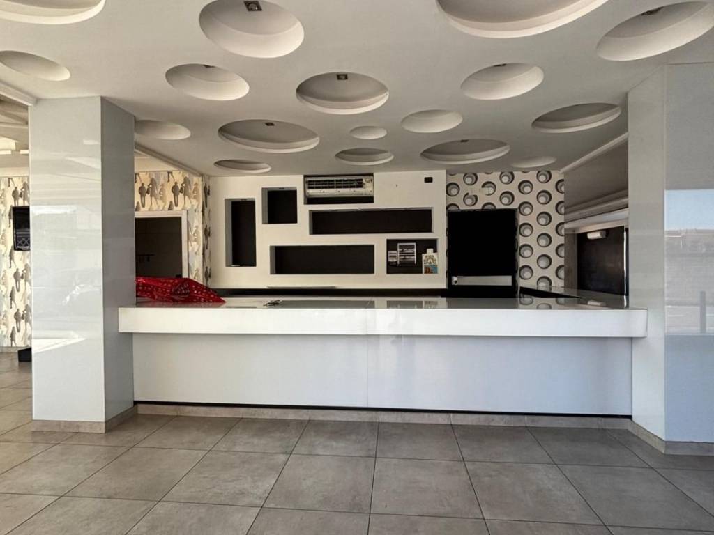 negozio in affitto a Mugnano di Napoli