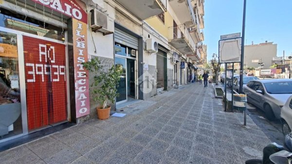 locale commerciale in affitto a Mugnano di Napoli
