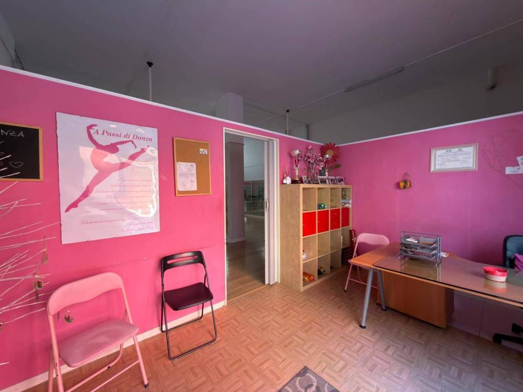 negozio in affitto a Mugnano di Napoli