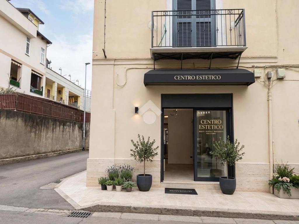 locale commerciale in affitto a Mugnano di Napoli