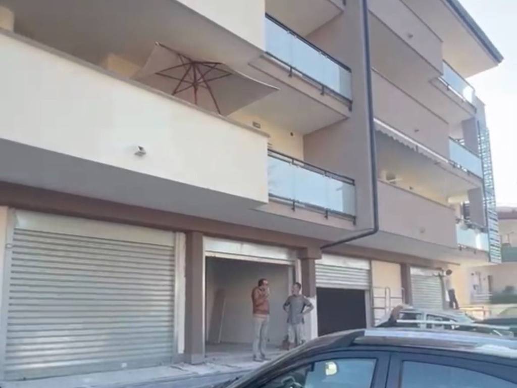 negozio in affitto a Mugnano di Napoli