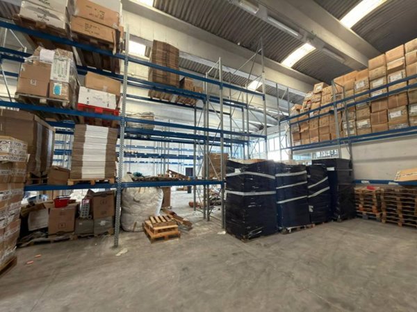 locale commerciale in affitto a Mugnano di Napoli