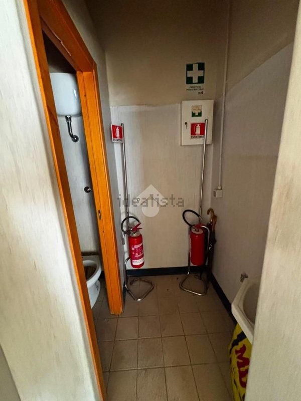 locale commerciale in affitto a Mugnano di Napoli