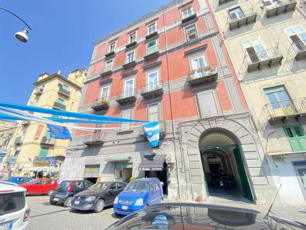 appartamento in affitto a Napoli in zona Stella
