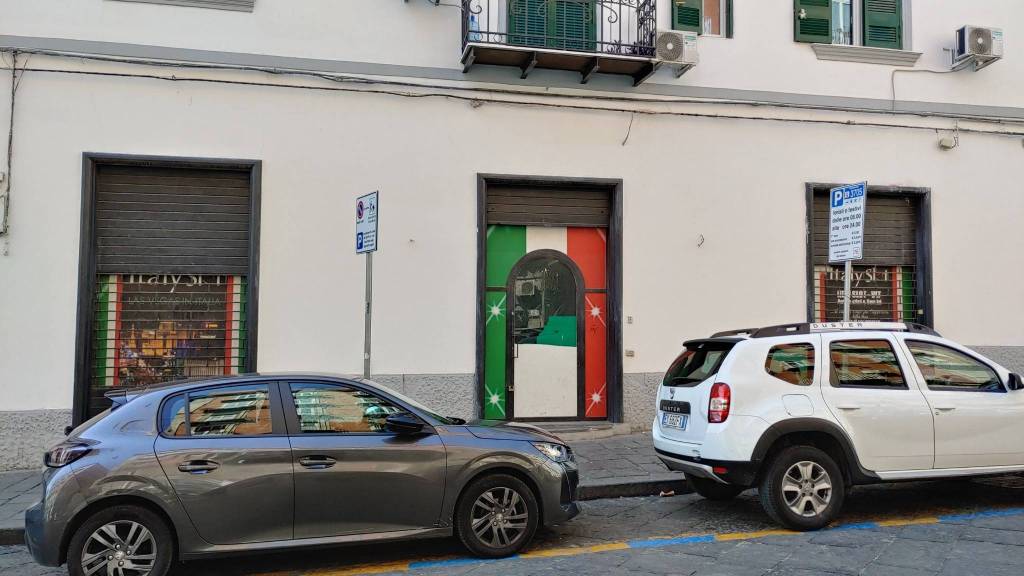 locale commerciale in affitto a Napoli in zona Mercato