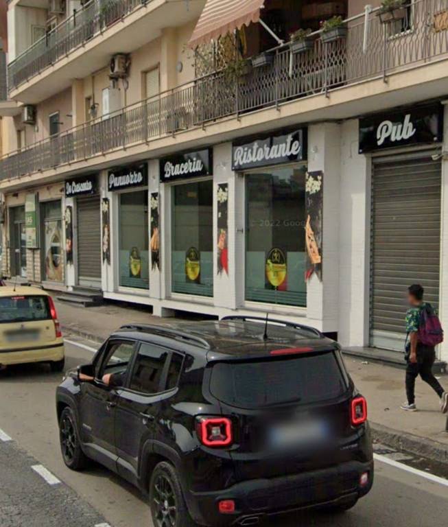 trivano in affitto a Napoli in zona Scampia