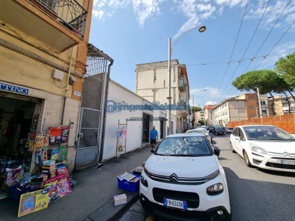 locale commerciale in affitto a Napoli in zona Capodimonte / Colli Aminei