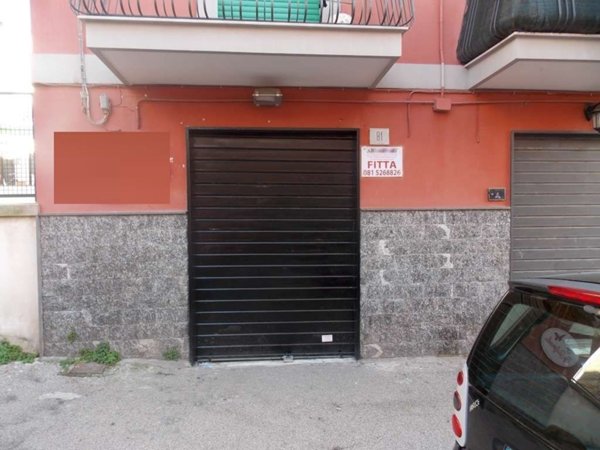 locale commerciale in affitto a Napoli in zona Bagnoli