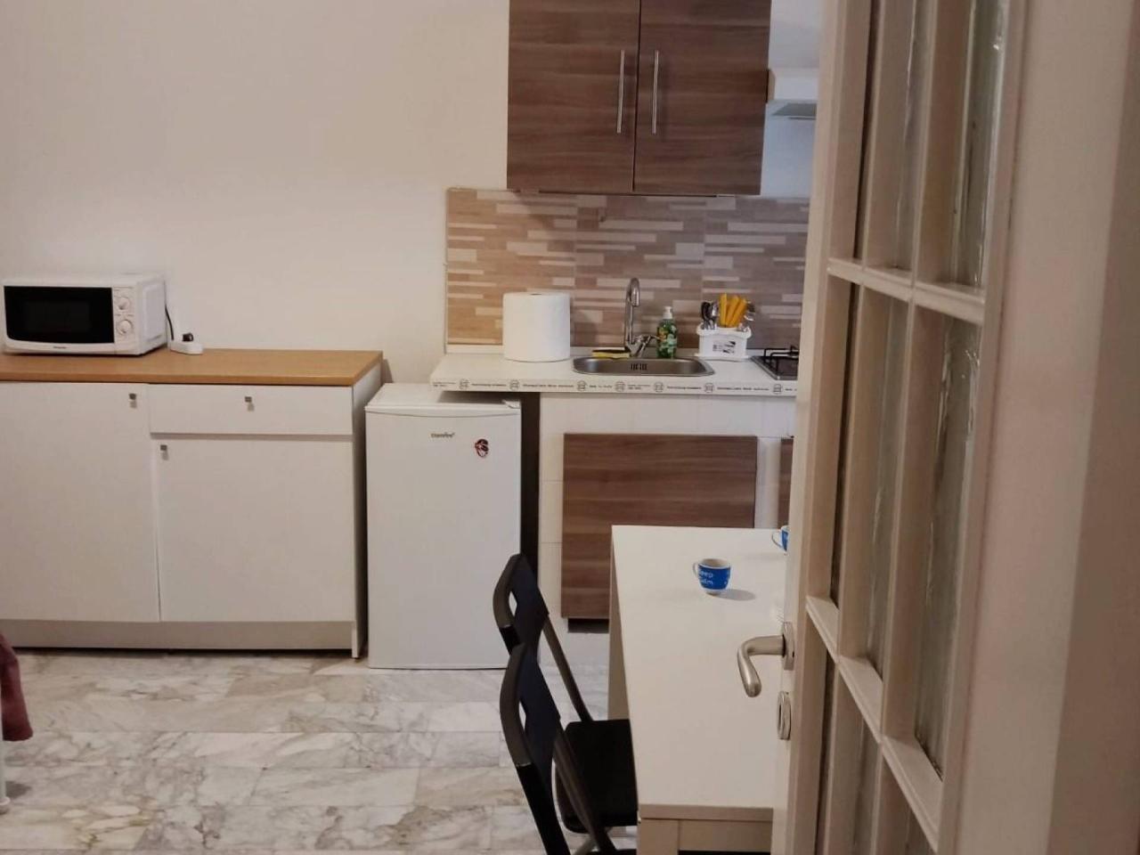 appartamento in affitto a Napoli in zona Stella
