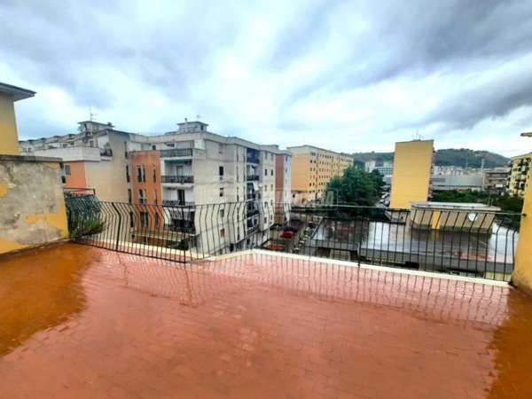 appartamento in affitto a Napoli in zona Bagnoli