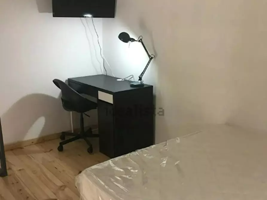 appartamento in affitto a Napoli in zona Stella