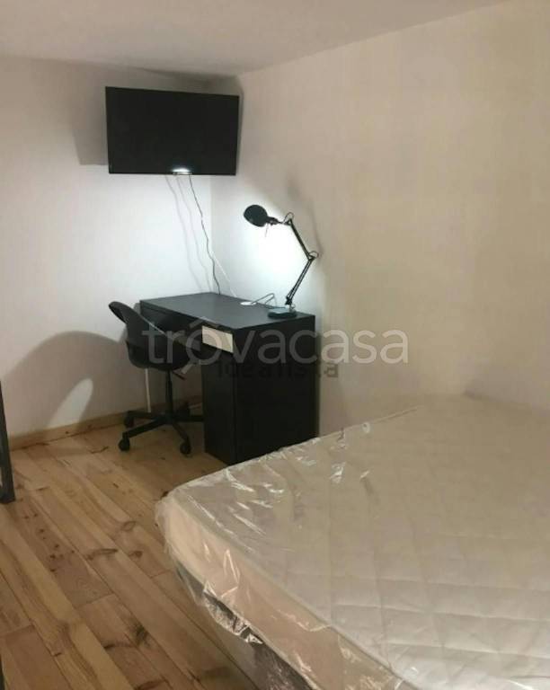 appartamento in affitto a Napoli in zona Stella
