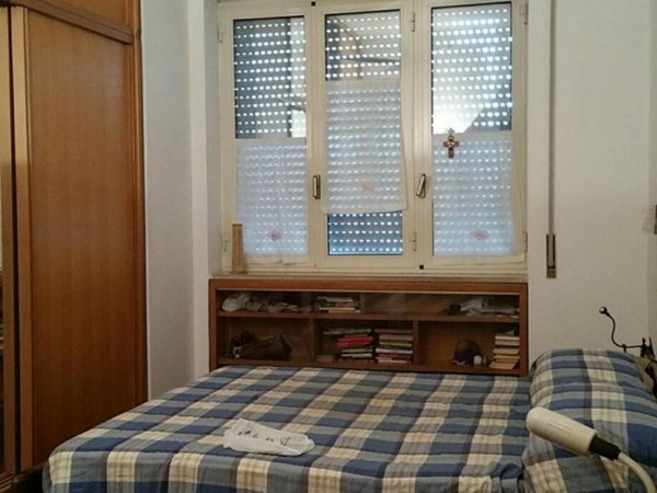 appartamento in affitto a Napoli in zona Chiaia