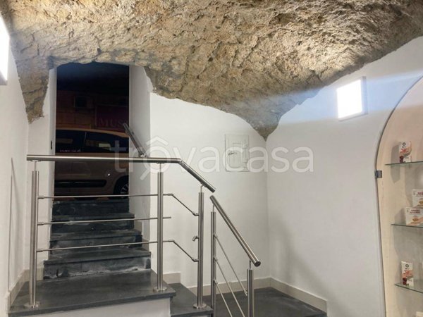quadrivano in affitto a Napoli in zona Vomero