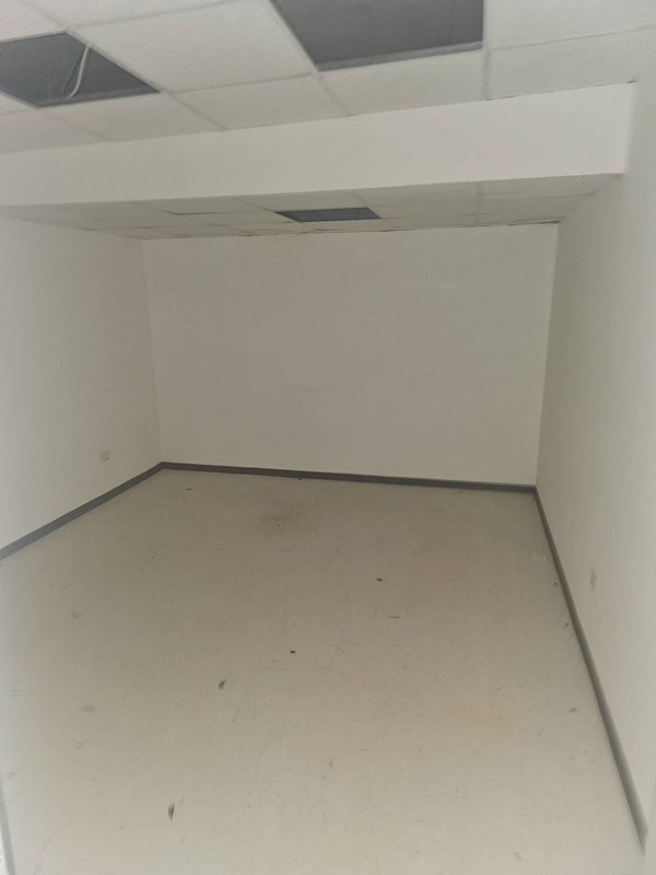 ufficio in affitto a Napoli in zona Soccavo