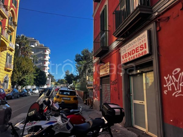 monolocale in affitto a Napoli in zona Chiaia
