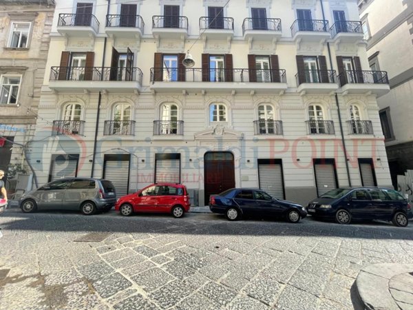 locale commerciale in affitto a Napoli in zona Pendino / San Giuseppe