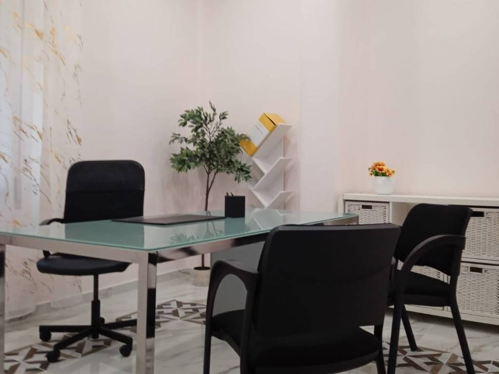 ufficio in affitto a Napoli in zona Pianura