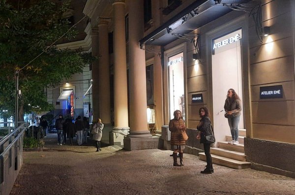 negozio in affitto a Napoli in zona Vomero