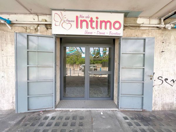 trivano in affitto a Napoli in zona Capodimonte / Colli Aminei