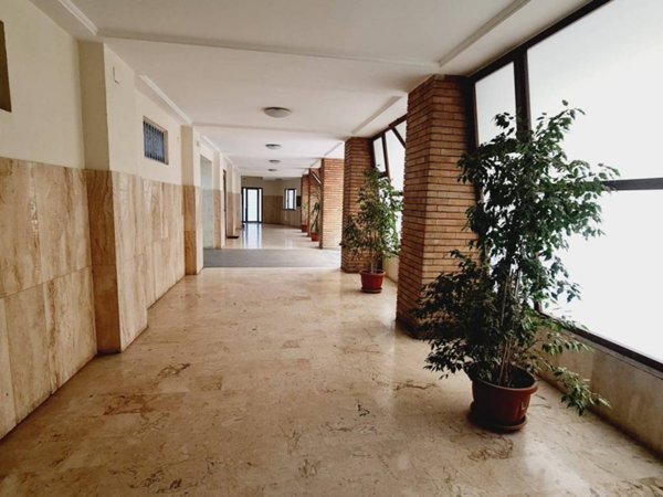 appartamento in affitto a Napoli in zona Chiaia