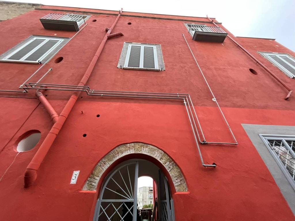 casa indipendente in affitto a Napoli in zona Stella