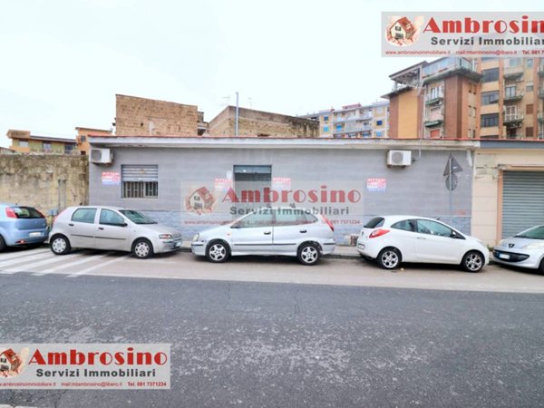 negozio in affitto a Napoli in zona Scampia