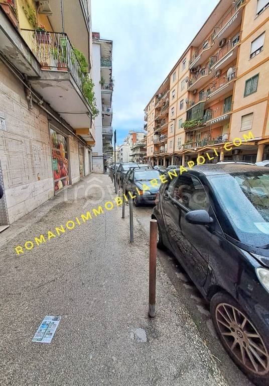 negozio in affitto a Napoli in zona Soccavo