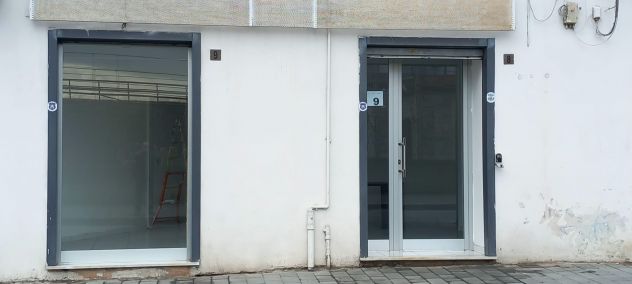 negozio in affitto a Napoli in zona Vicaria