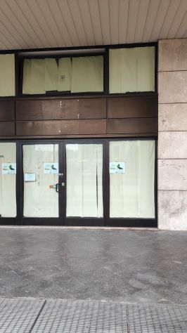 locale commerciale in affitto a Napoli in zona Vicaria