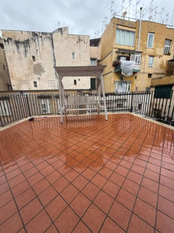appartamento in affitto a Napoli in zona San Ferdinando