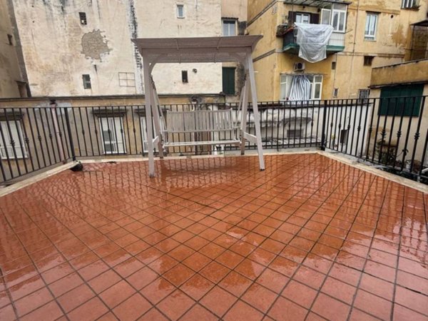 appartamento in affitto a Napoli in zona San Ferdinando