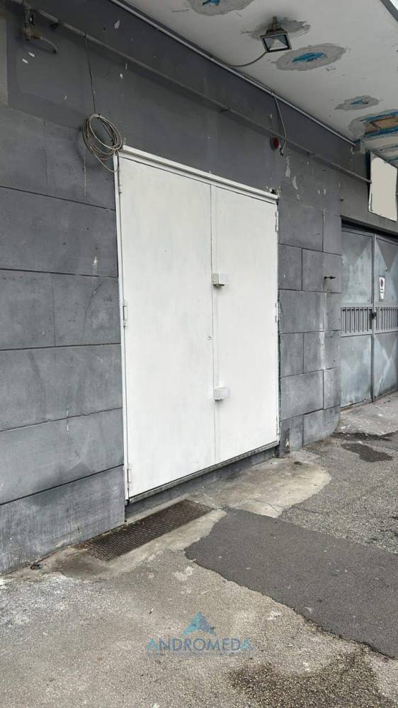 ufficio in affitto a Napoli in zona Vomero