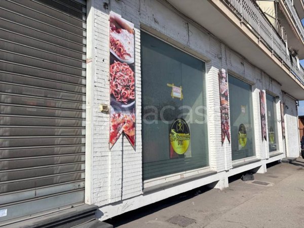 trivano in affitto a Napoli in zona Scampia