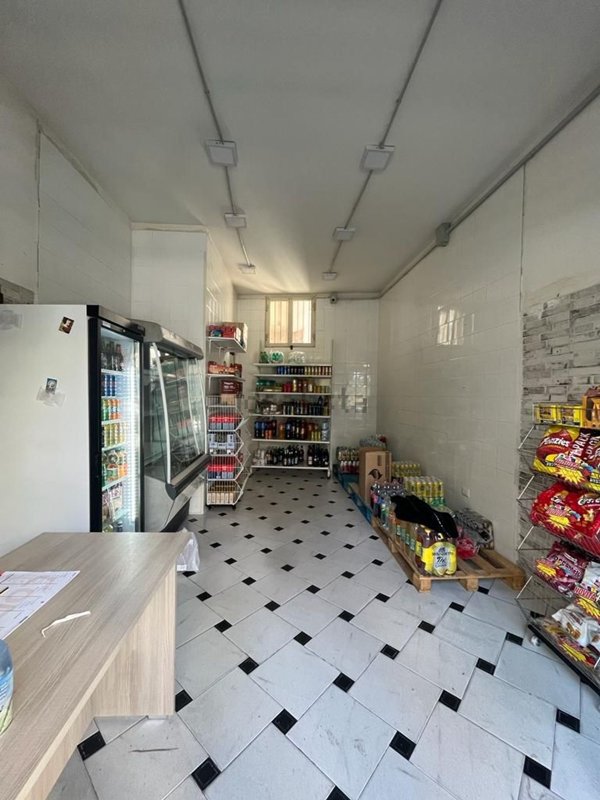 locale commerciale in affitto a Napoli in zona Soccavo
