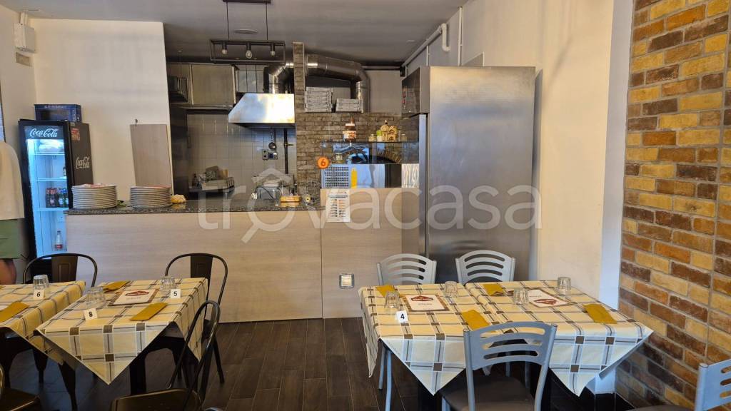 trivano in affitto a Napoli in zona Arenella