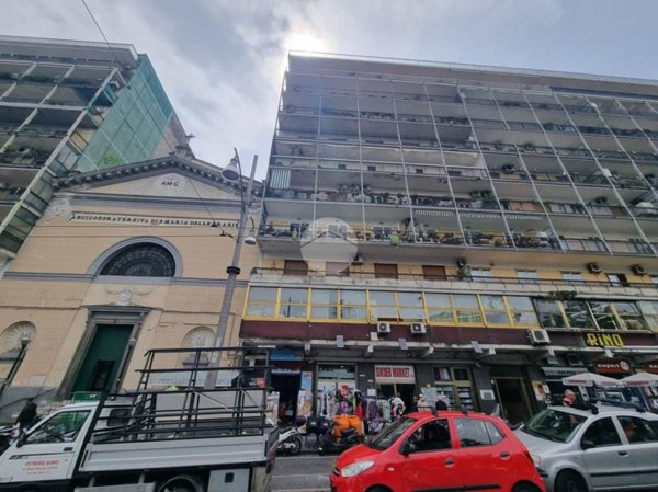 appartamento in affitto a Napoli in zona Stella