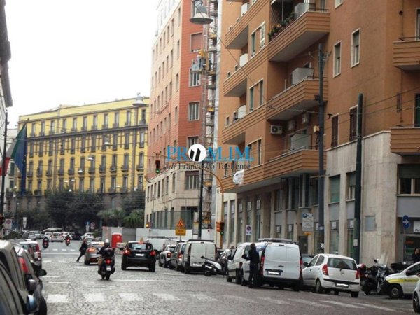 ufficio in affitto a Napoli in zona Porto