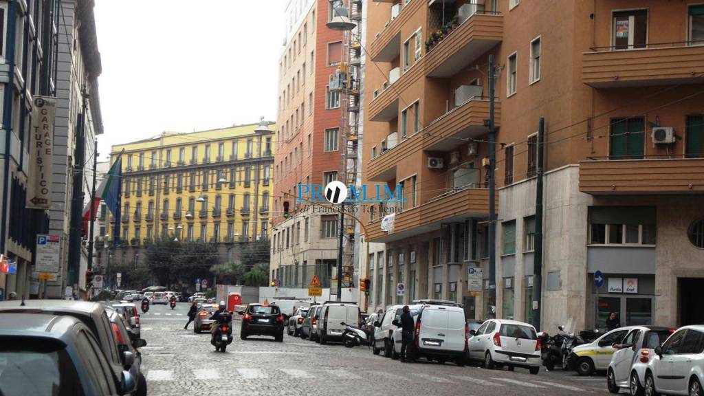 ufficio in affitto a Napoli in zona Porto