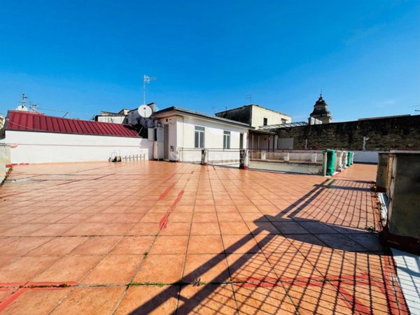 appartamento in affitto a Napoli in zona Pendino / San Giuseppe