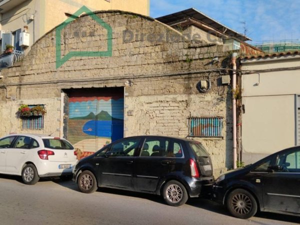locale commerciale in affitto a Napoli in zona Scampia