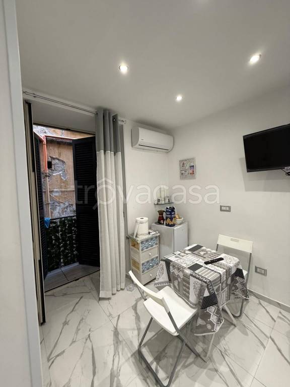 appartamento in affitto a Napoli
