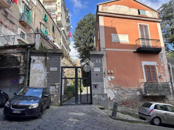 appartamento in affitto a Napoli in zona Stella