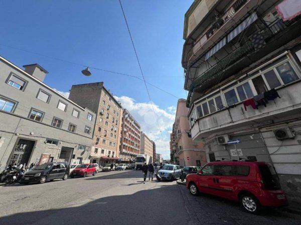 appartamento in affitto a Napoli in zona Mercato