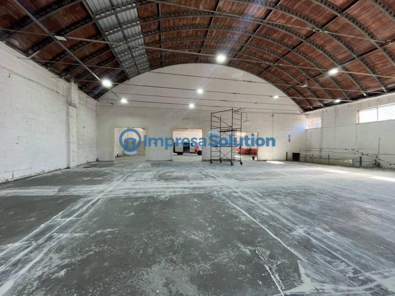 ufficio in affitto a Napoli in zona Bagnoli