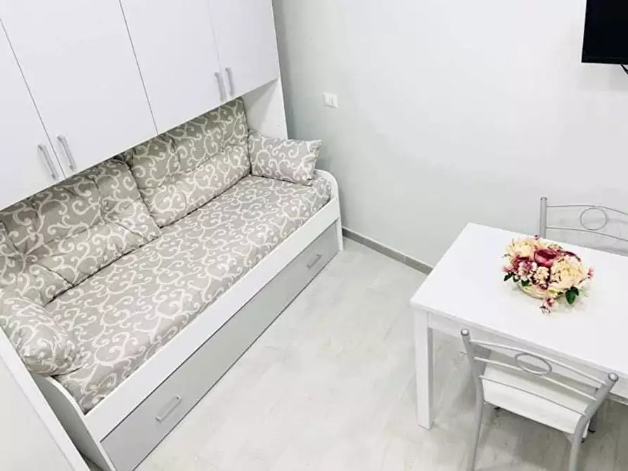 appartamento in affitto a Napoli