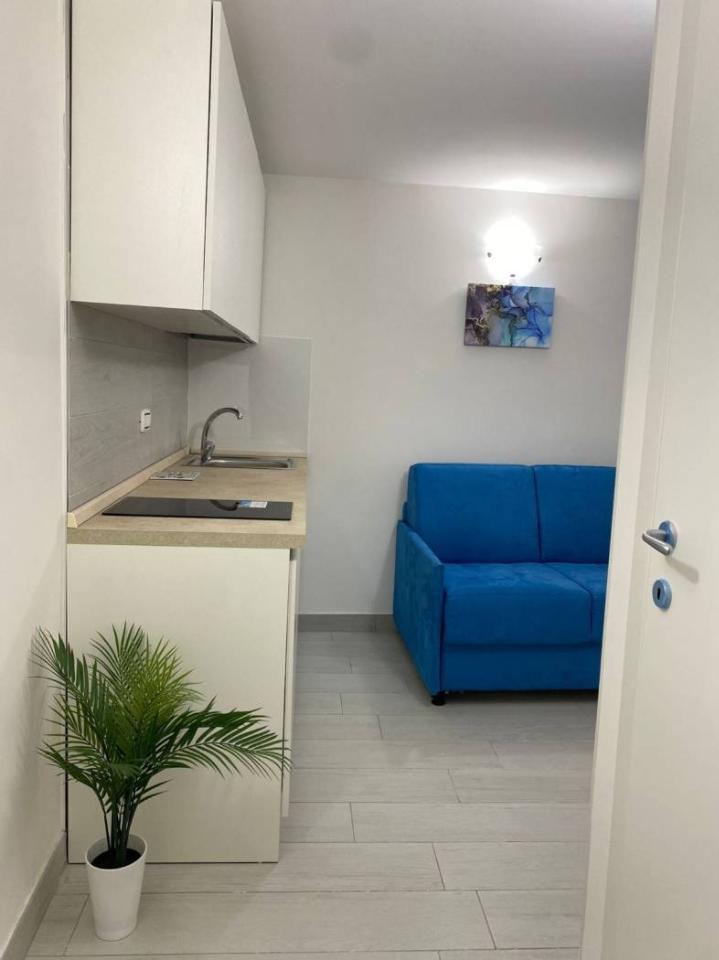 appartamento in affitto a Napoli in zona Stella