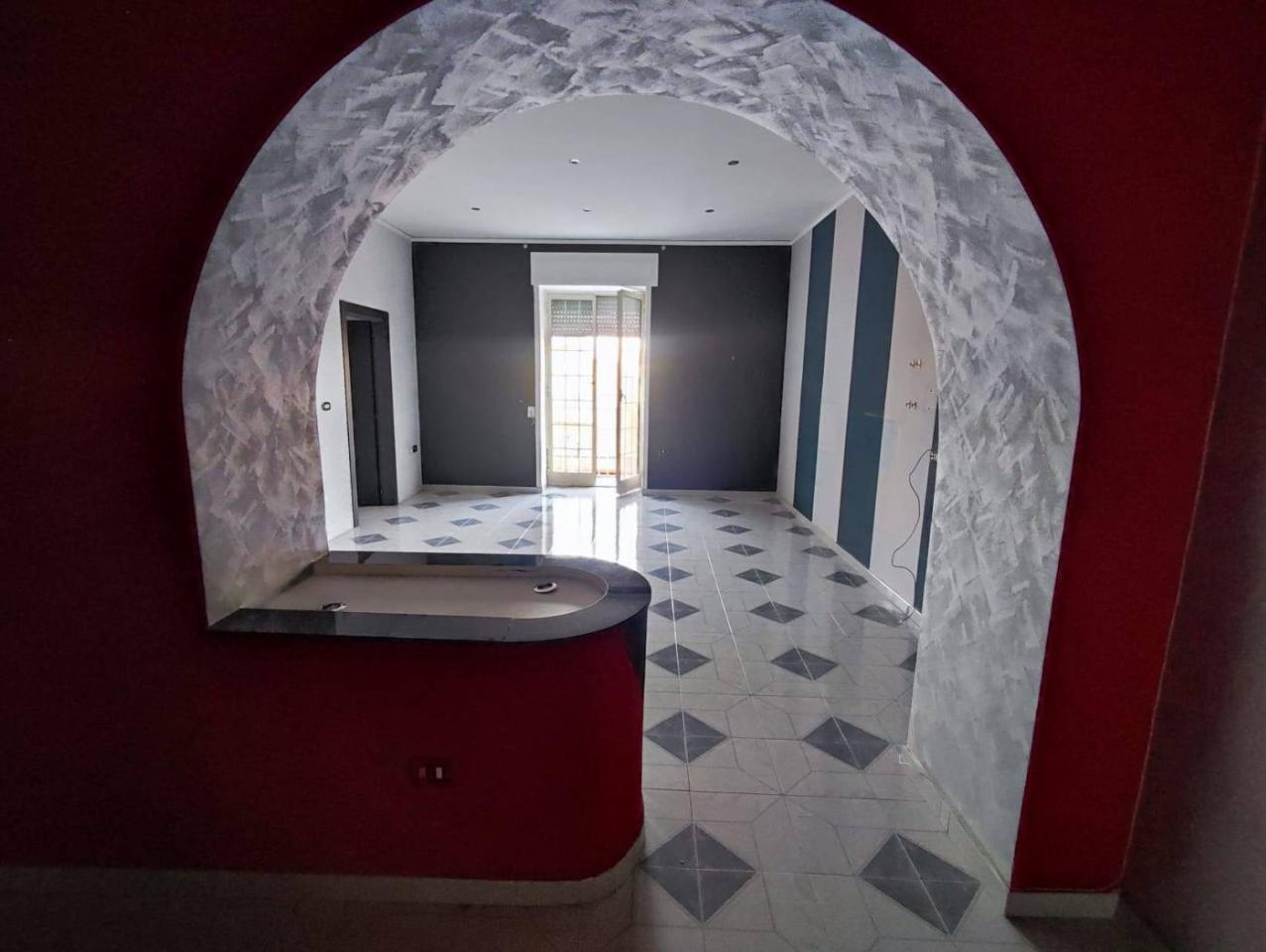 negozio in affitto a Napoli in zona Montecalvario