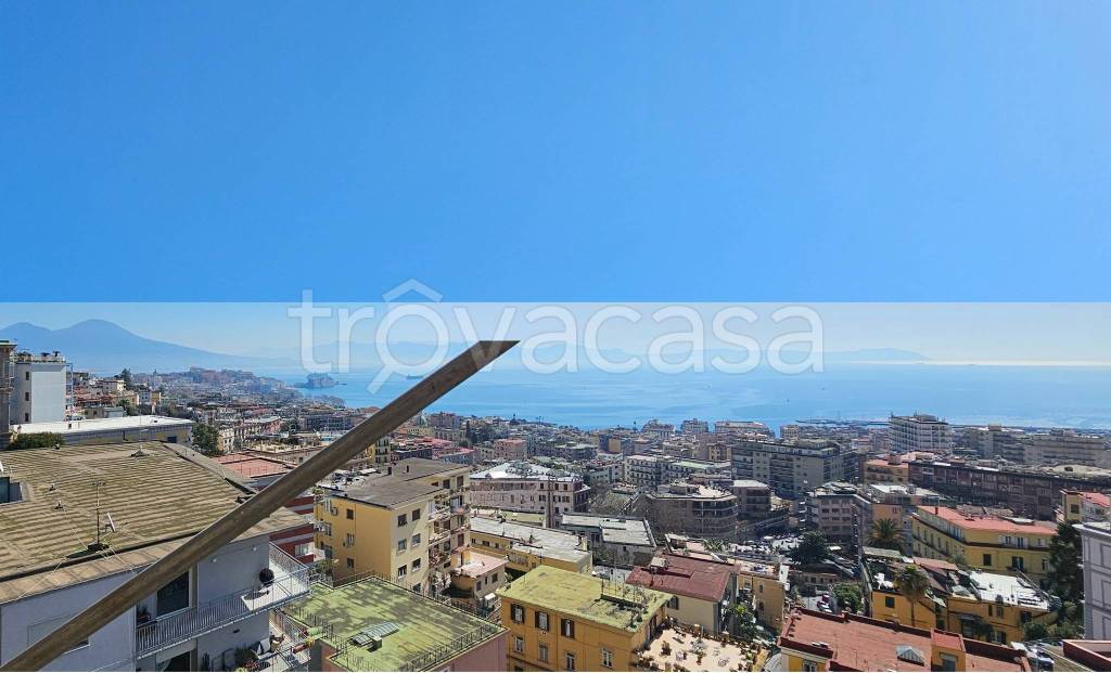 ufficio in affitto a Napoli in zona Vomero